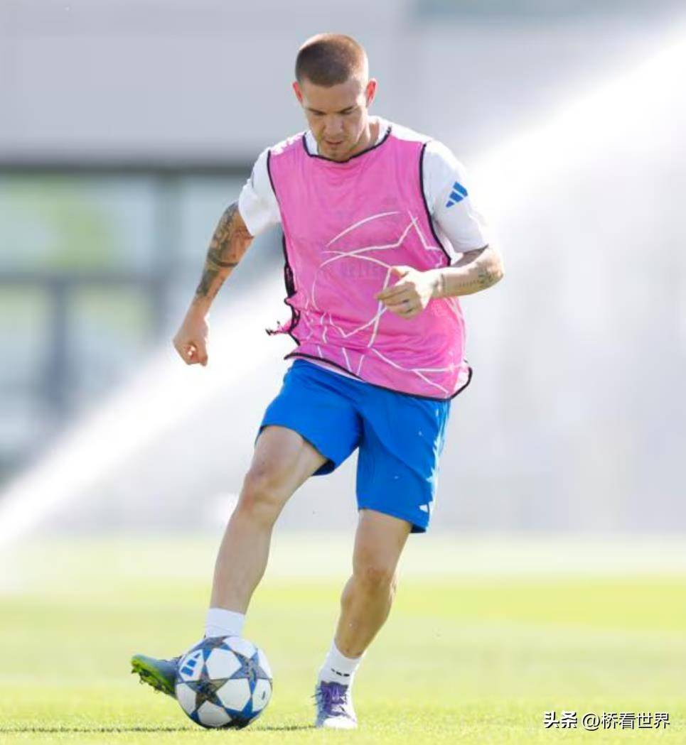 马斯坦托诺欧冠首秀63分钟全记录：击中立柱+遭鲁利扑救，只差1球